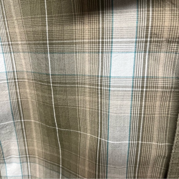 Carhartt Shirt Mens M Brown Red Plaid Button Up Short Sleeve Relaxed Cotton - Picture 2 of 5